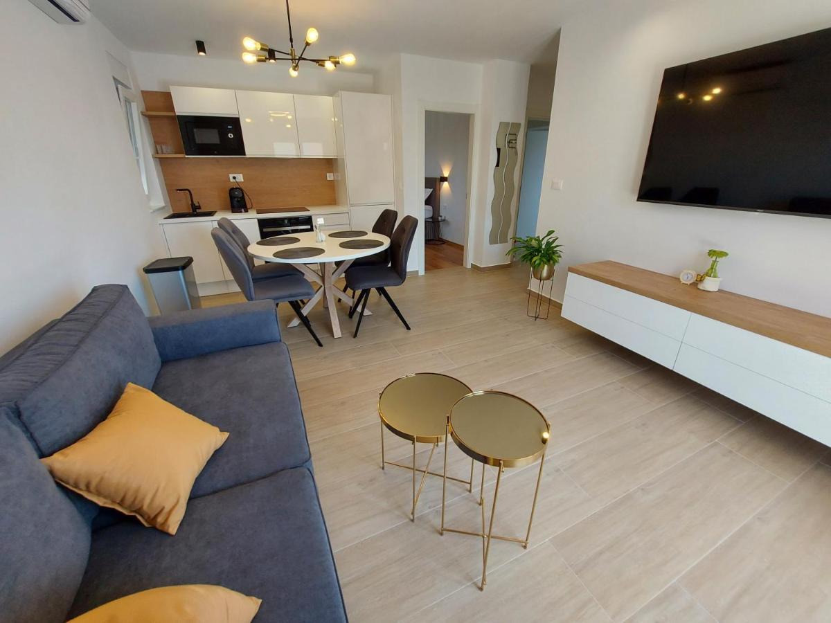 Luxury Apartments Marina View 沃迪切 外观 照片