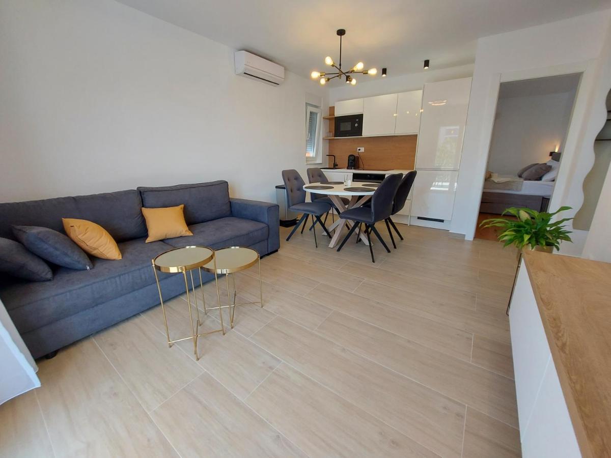 Luxury Apartments Marina View 沃迪切 外观 照片