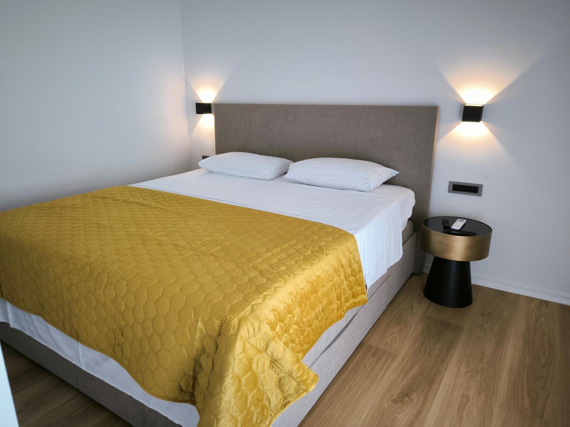 Luxury Apartments Marina View 沃迪切 外观 照片